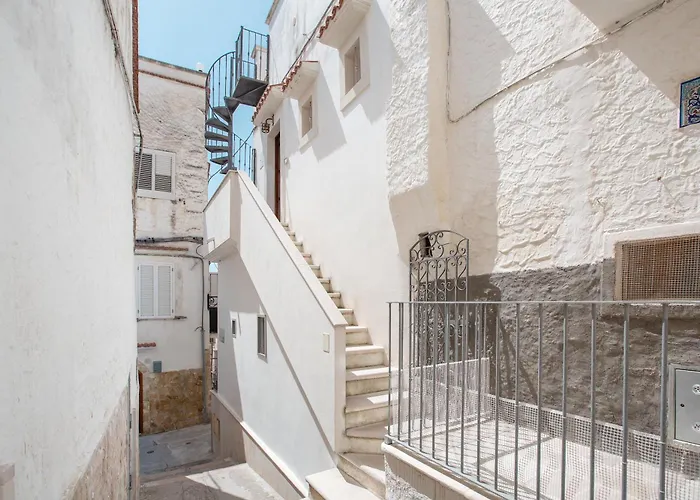 아파트 Dimore Al Castello By Barbarhouse 비에스테