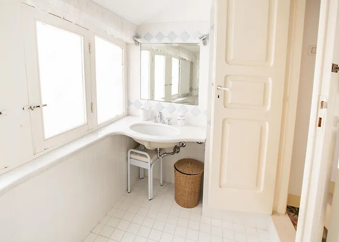 Dimore Al Castello By Barbarhouse 비에스테